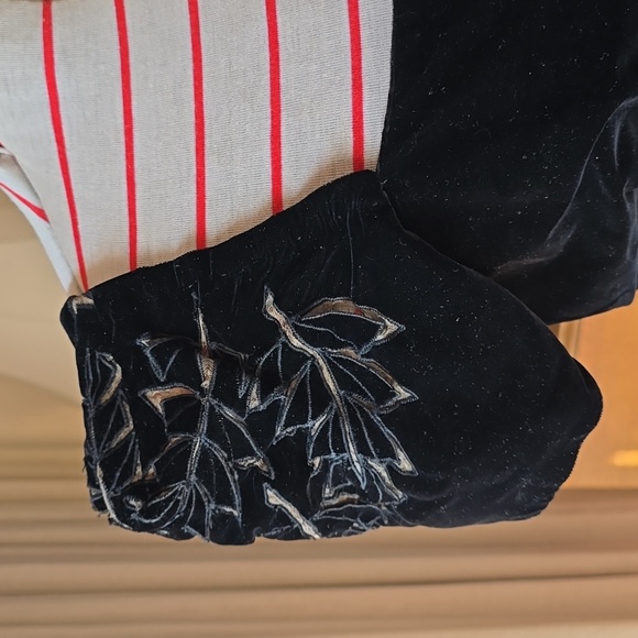 Vintage 1920s / 1930s Full Length Black Velvet Dress with Mesh Leaf Cut Outs - Picture 3 of 9